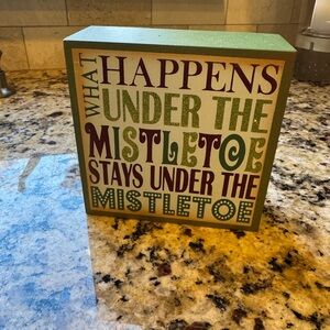 Festive Mistletoe Sign